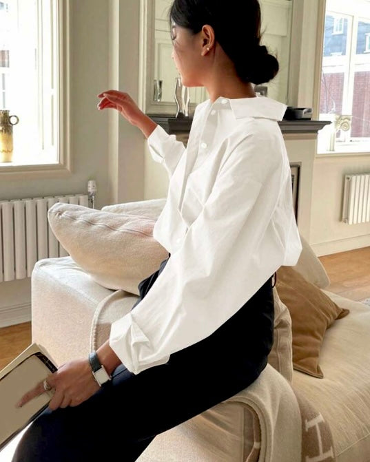 WHITE BUTTON-DOWN SHIRT