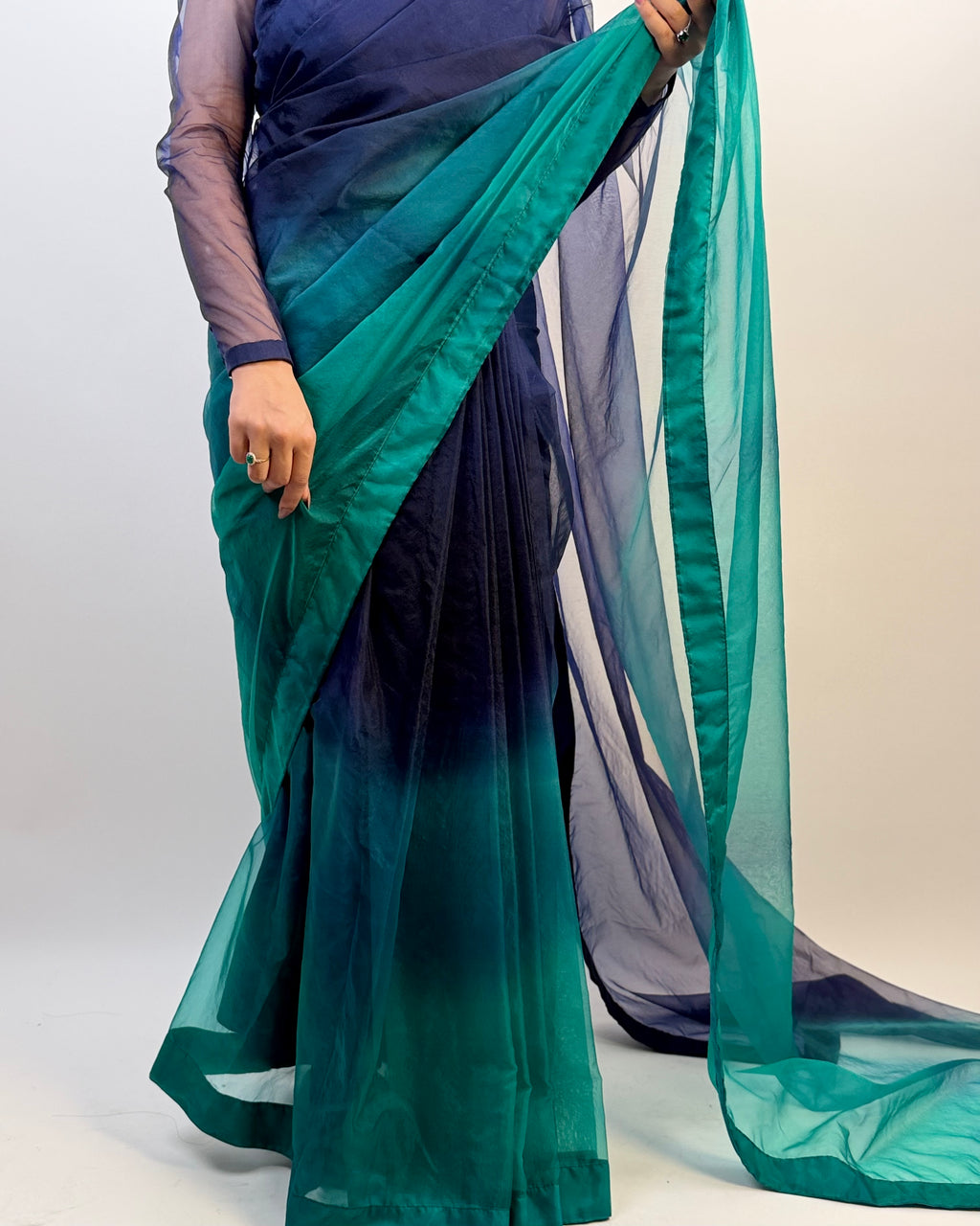 2 SHADES ORGANZA SAREE