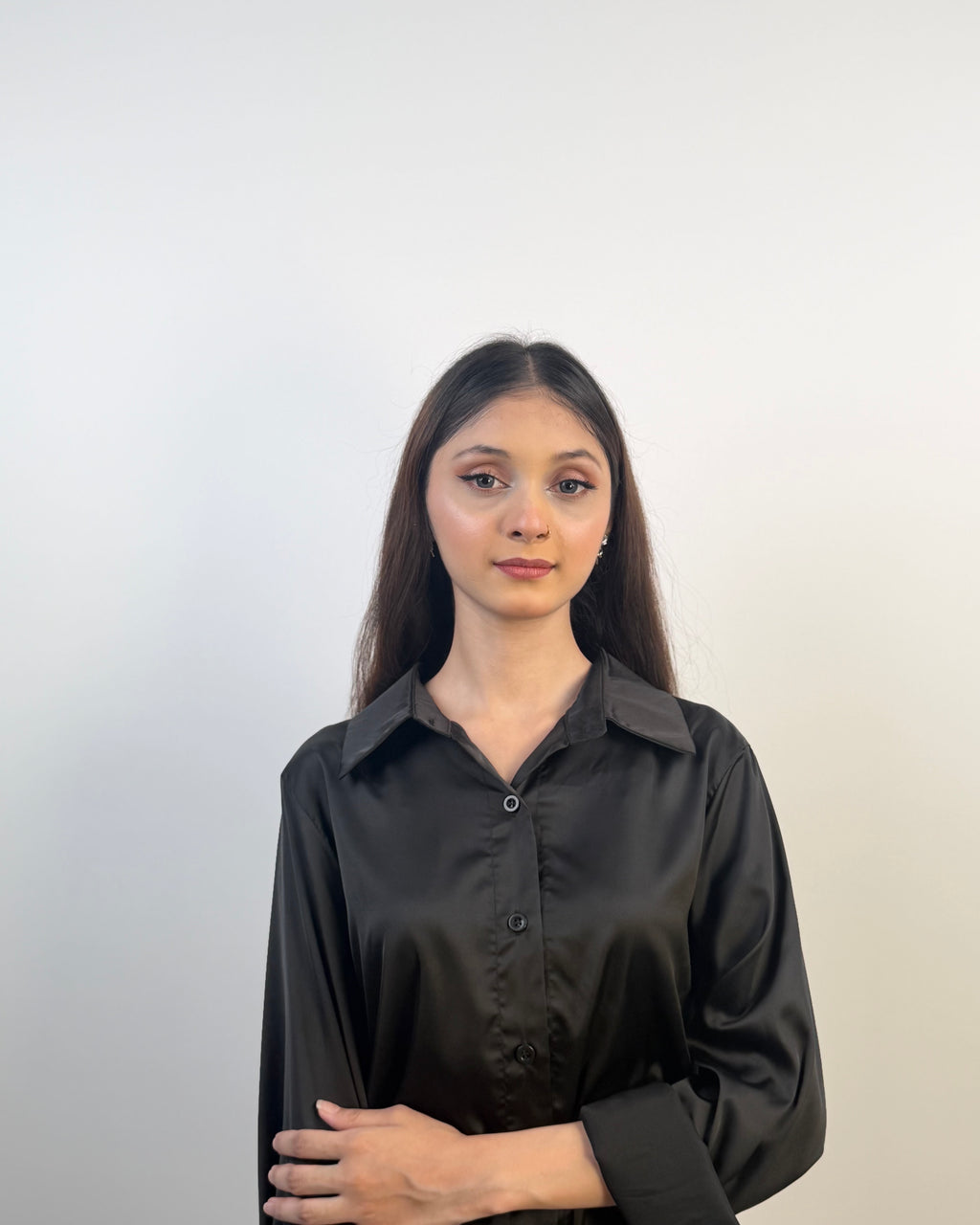 BLACK BUTTON-DOWN SHIRT